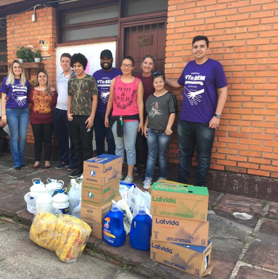 VT realiza doação para Escola Estadual Especial Cristo Redentor